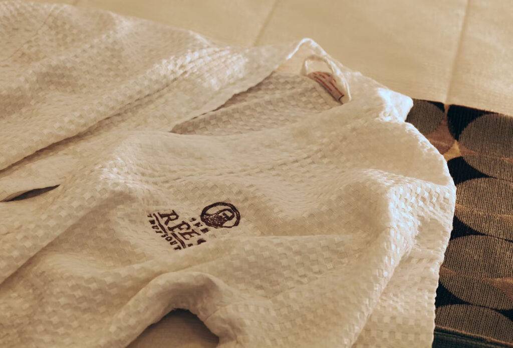 Rees Hotel bathrobe